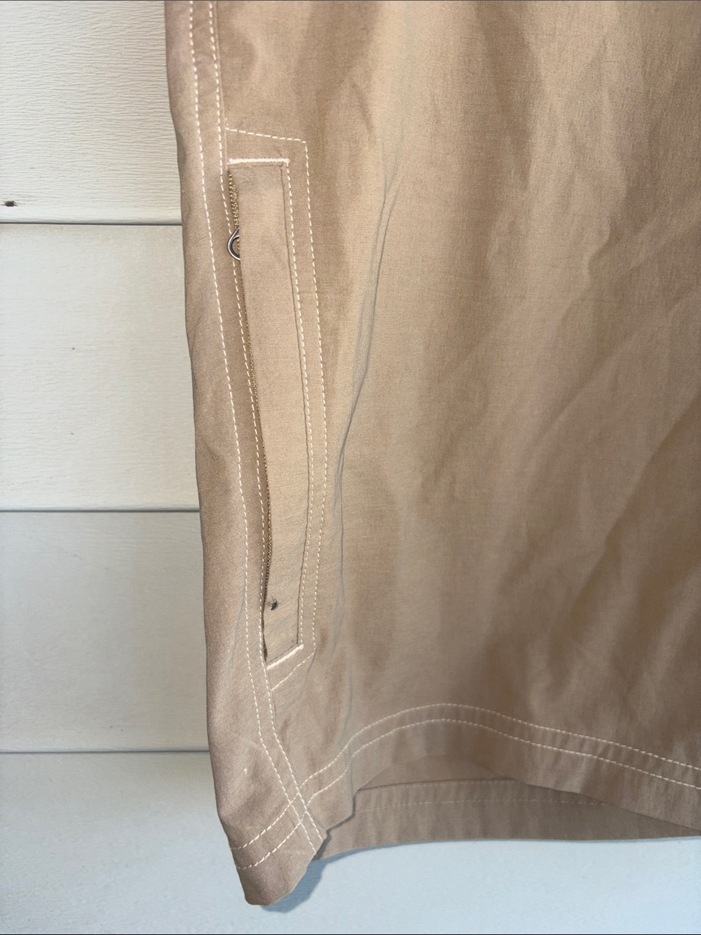 Marmot Trailaway Casual Tan Knee-Length Shorts. Size 6 - Picture 2 of 7